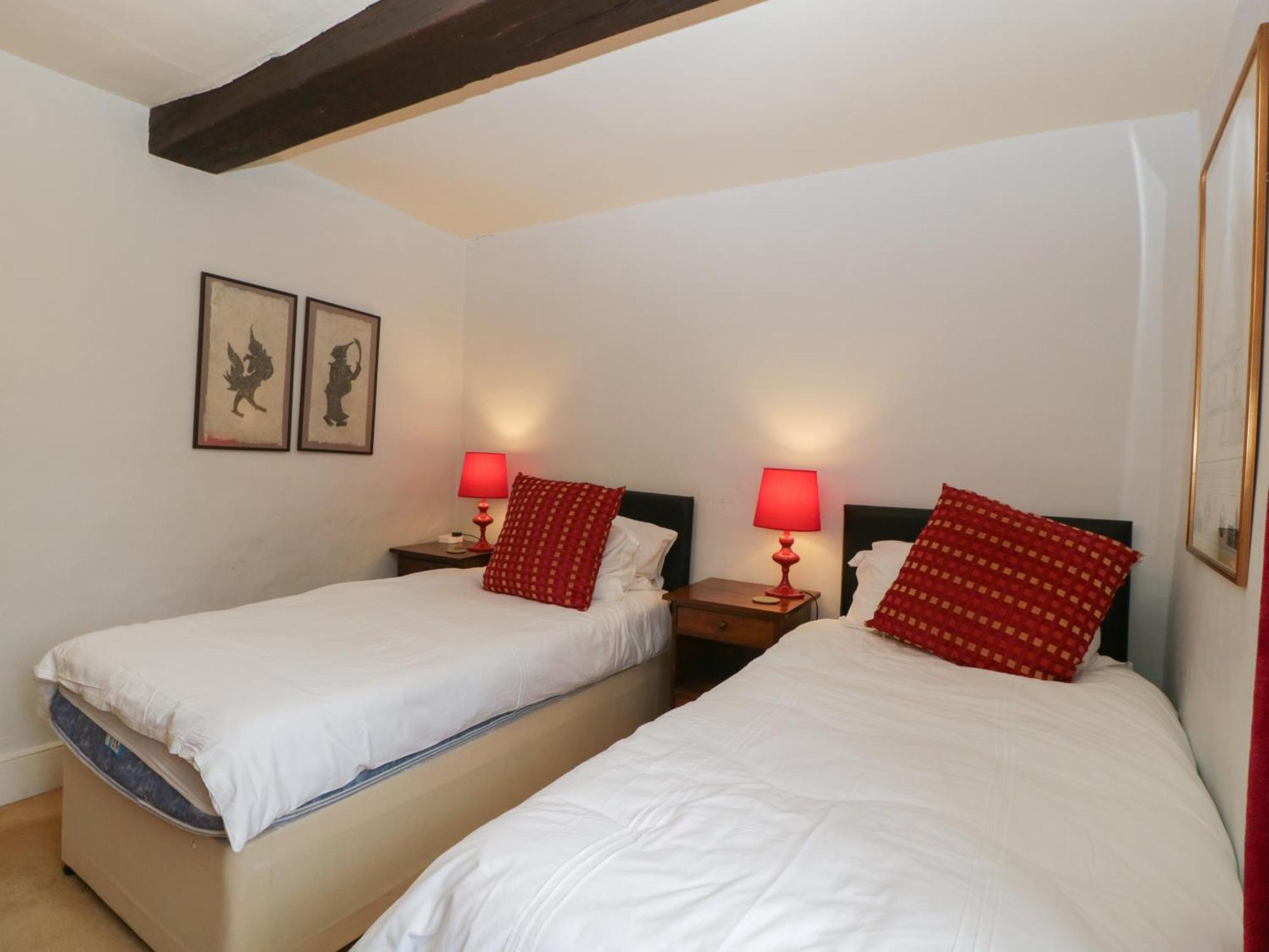 Danby Lodge Lydney Bagian luar foto