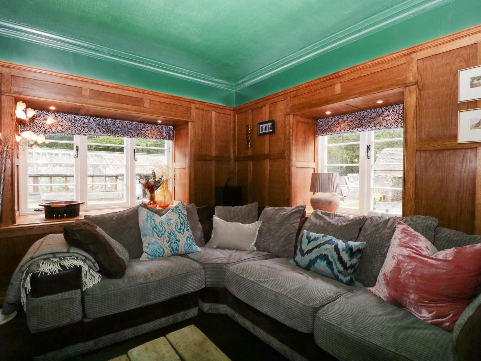 Danby Lodge Lydney Bagian luar foto